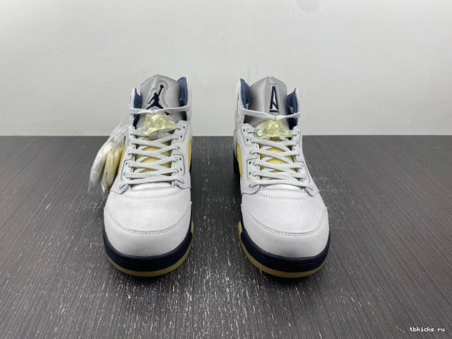 Cheap TB Maniere Air Jordan Ma 5 A x FZ5758-004 WMNS 0822